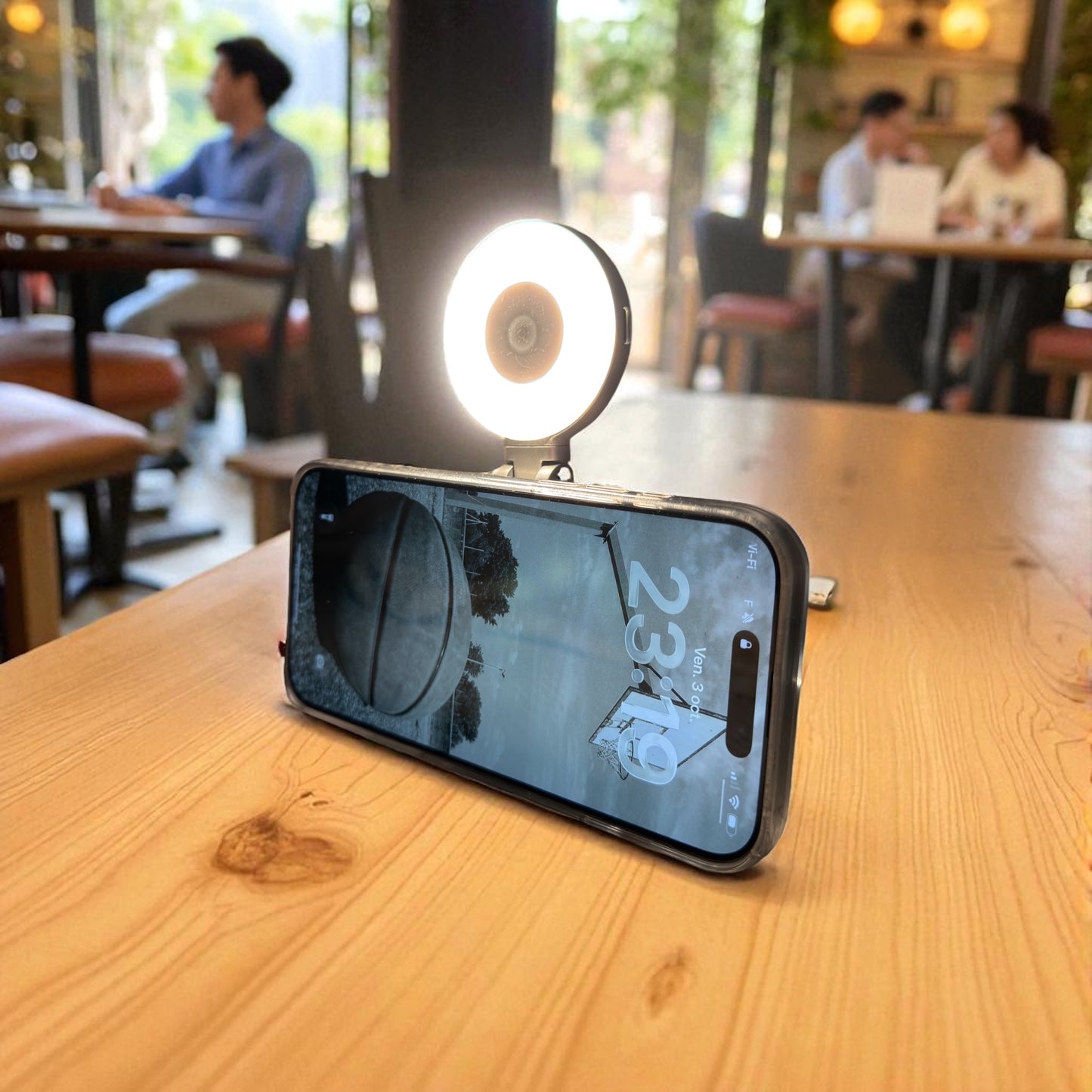 SnapBright 📸🌟 – Perfect Lighting for Every Shot