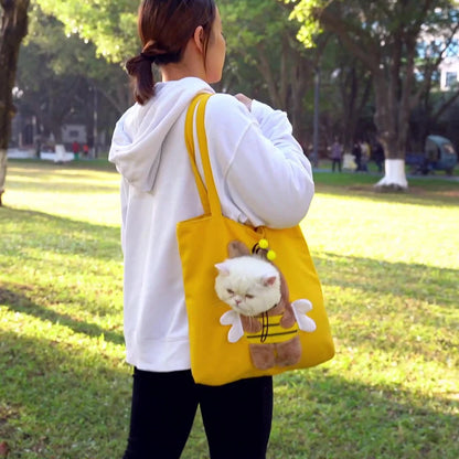 FurFlyer Pet Tote 🐾🎒 – Carry your pet with ease and style.