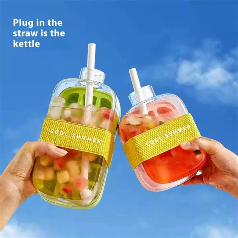 IceLuxe ❄️🥂 – Stylish Ice Ball Freezing Tray